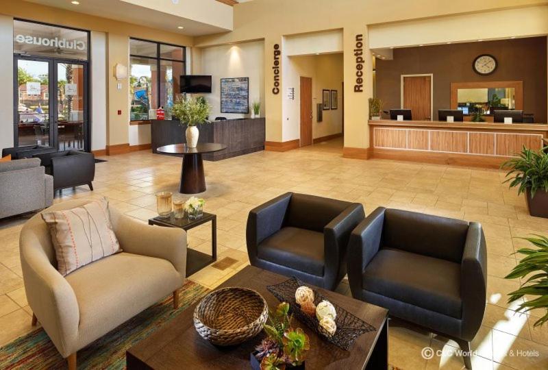Upscale 2Br Lakefront Townhome - Private Hot Tub! Orlando Extérieur photo